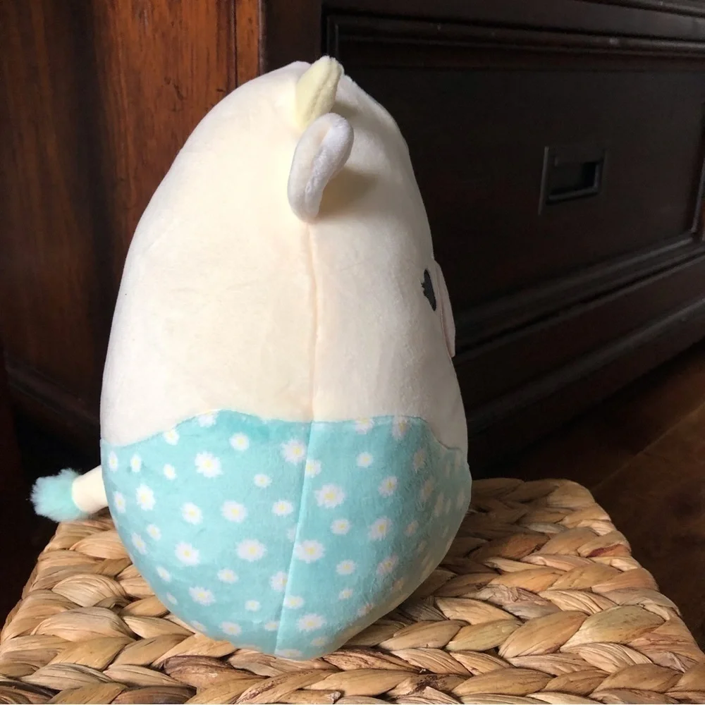 Squishmallows Belana the Easter Cow in size 8” - Picture 4 of 8